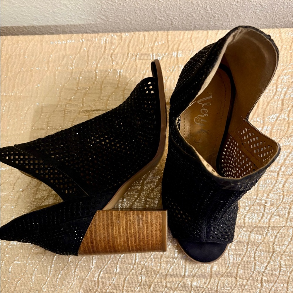 BOOTIE BUNDLE! - image 12